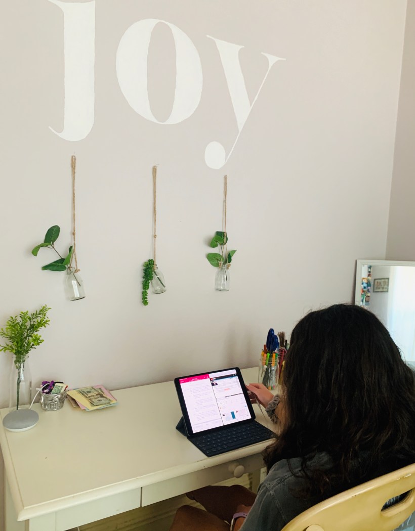 F2697E3C-BE92-41E1-BC1D-F04611484442